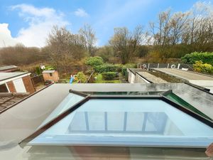 Rear- click for photo gallery